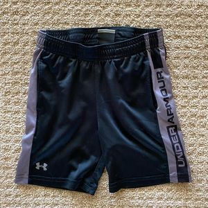 Boys size 4 black shorts